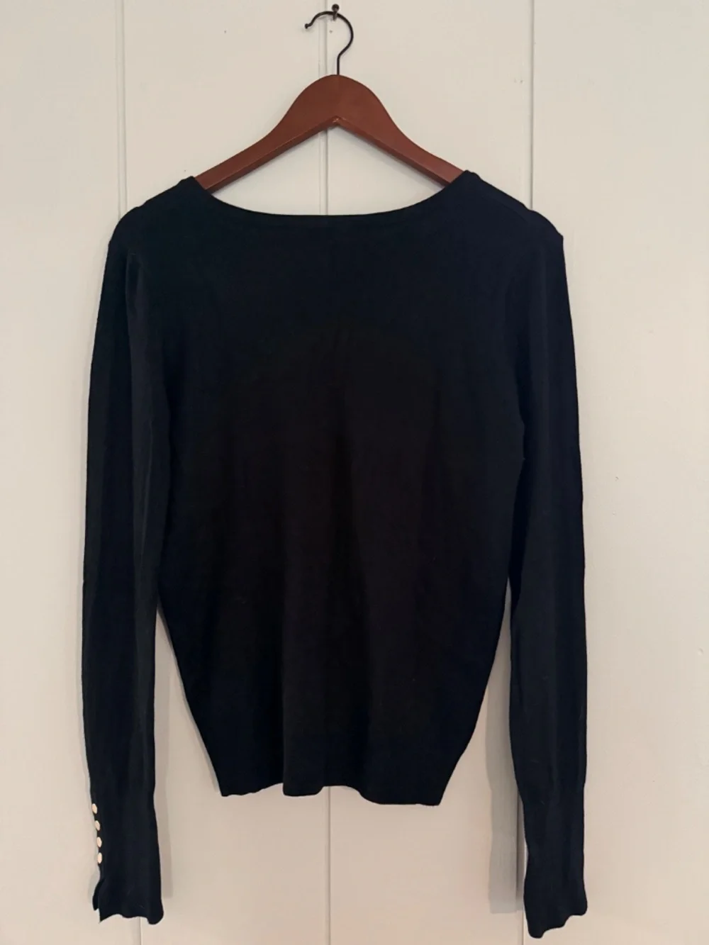 Skies Are Blue M Black V Neck Sweater Gold Button Split Cuff